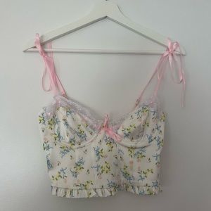 For love and lemons Victoria’s Secret bralette top.